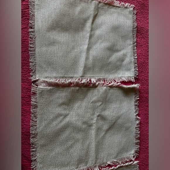 Sparkly holiday placemats - Picture 4 of 5